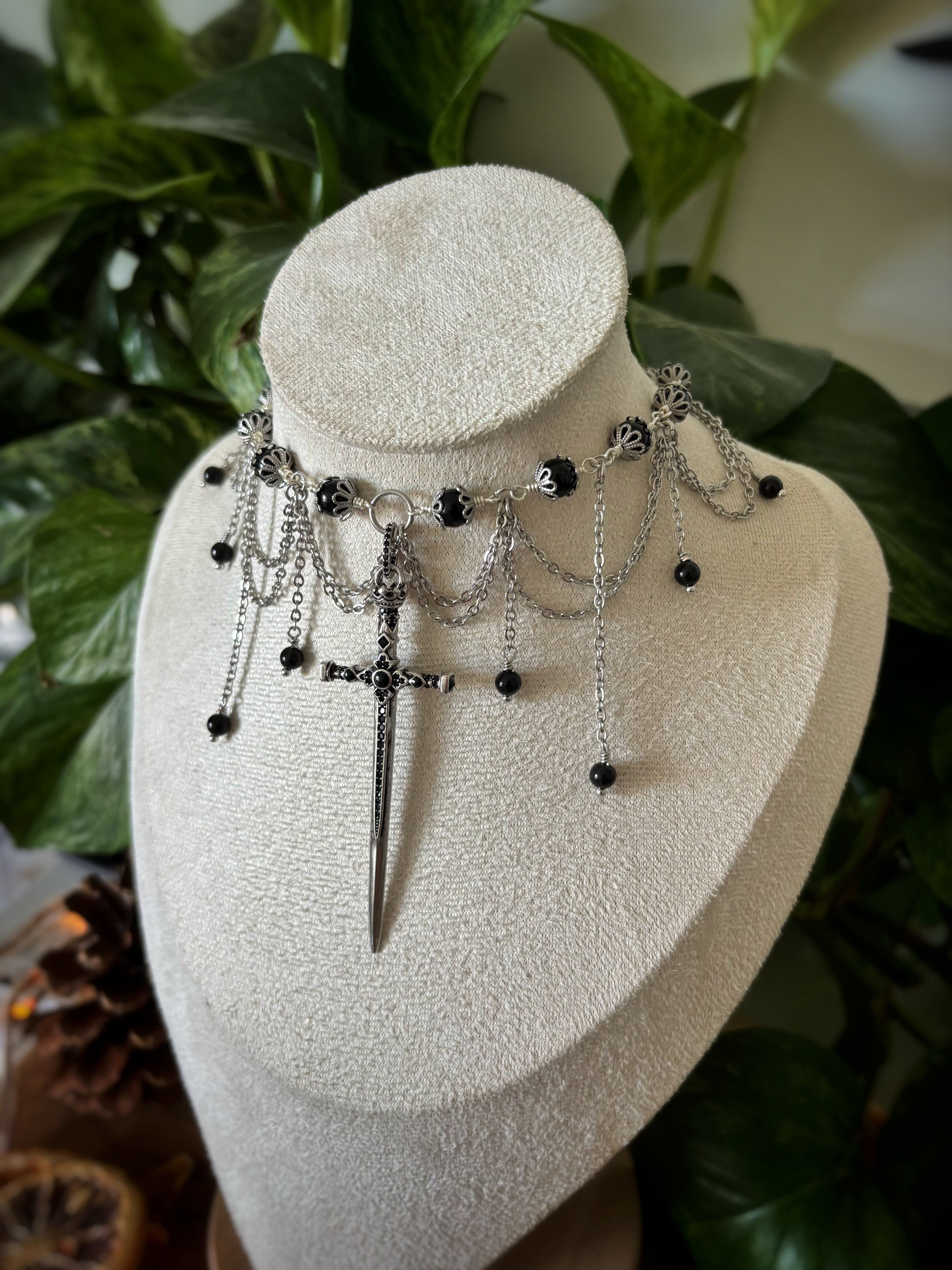 Collier Elia