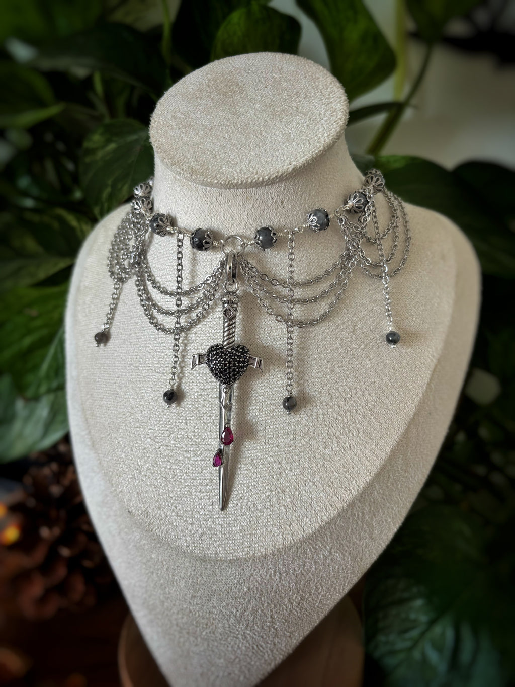 Collier Keleana