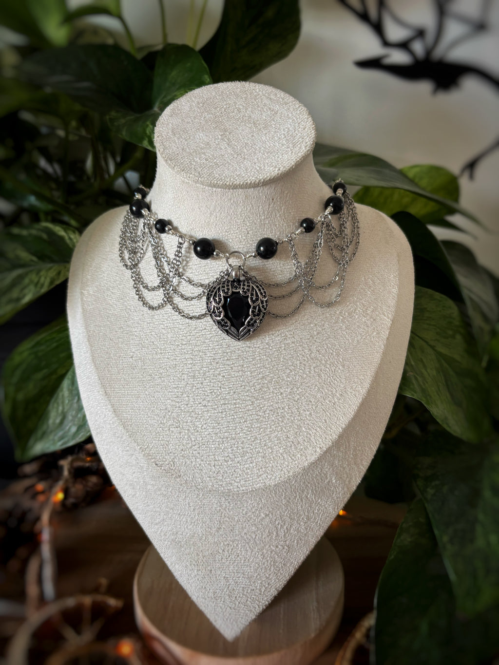 Collier Nixie