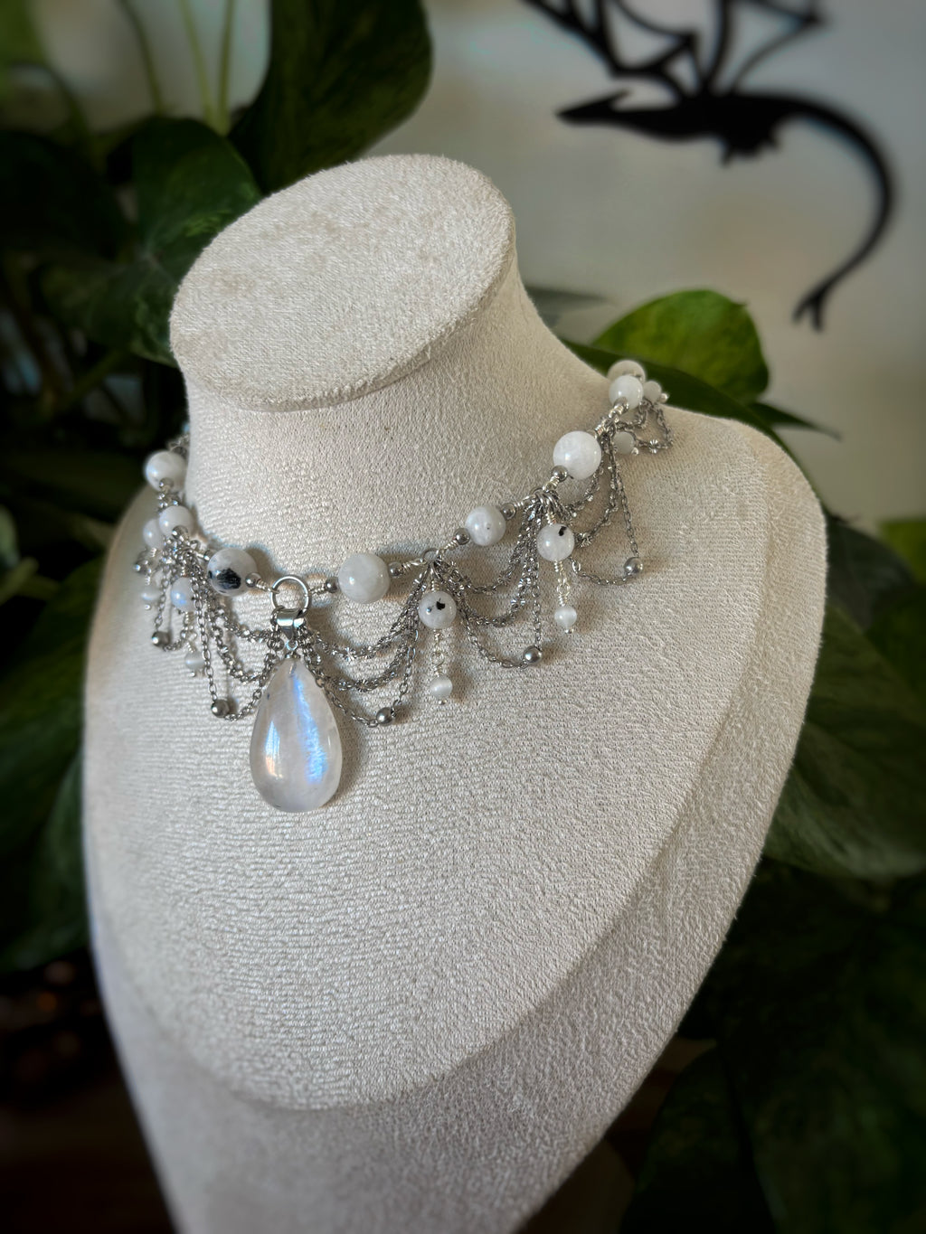 Collier Levana