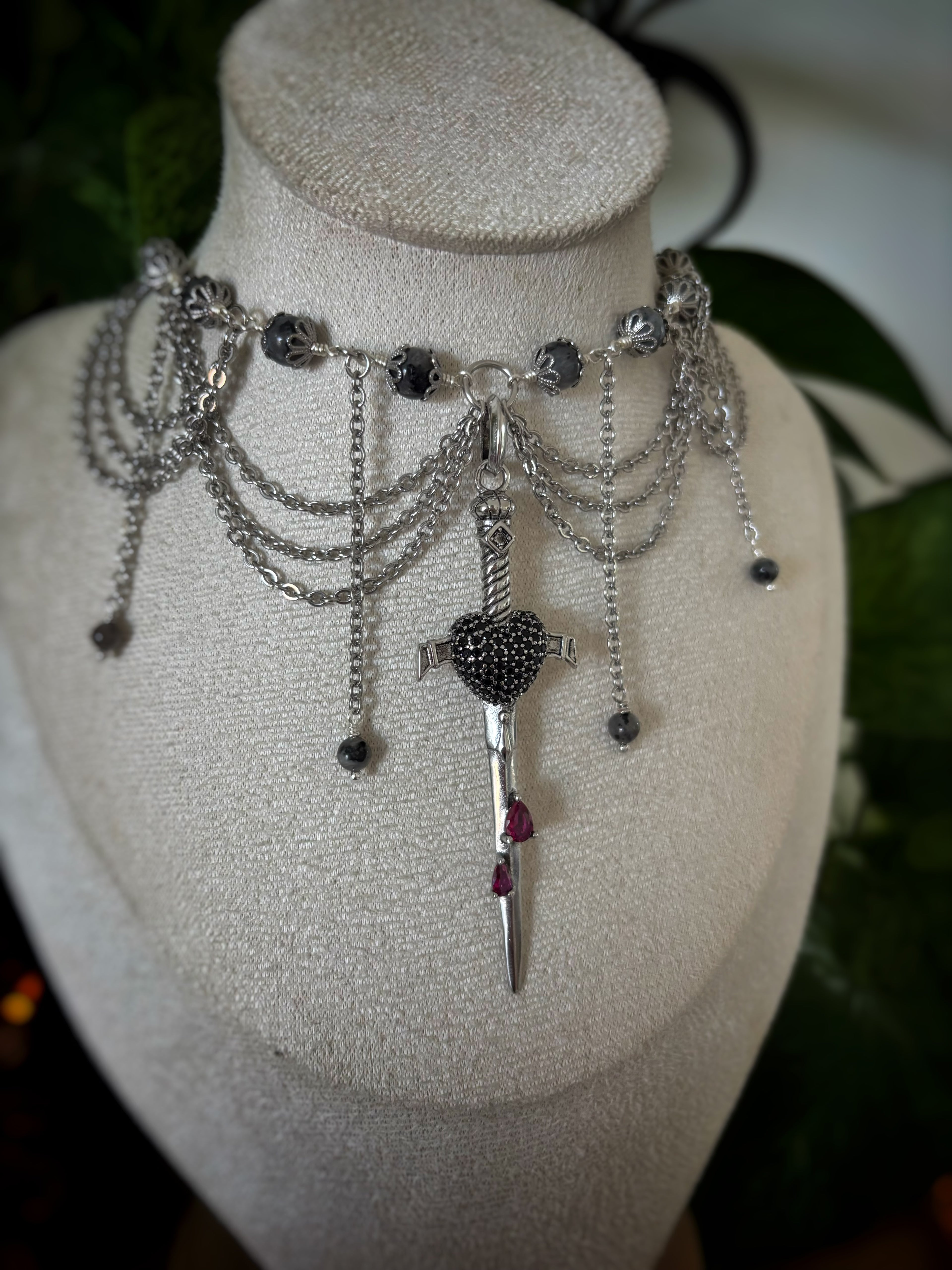 Collier Keleana