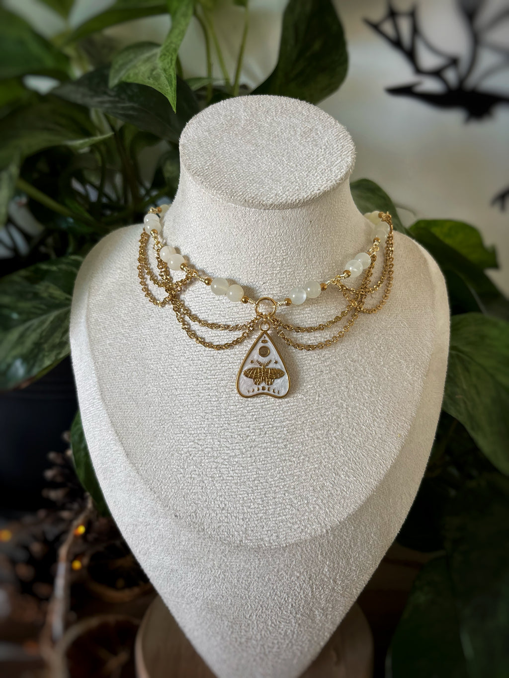 Collier Lila