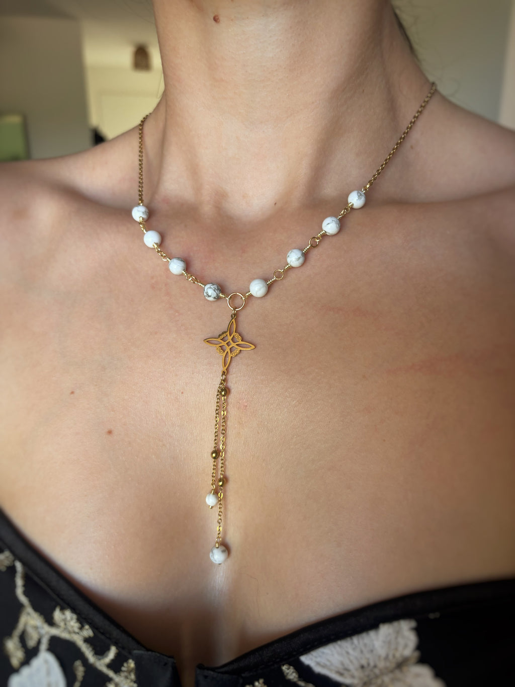 Collier Neva