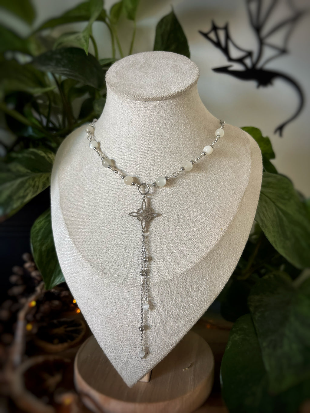 Collier Merry