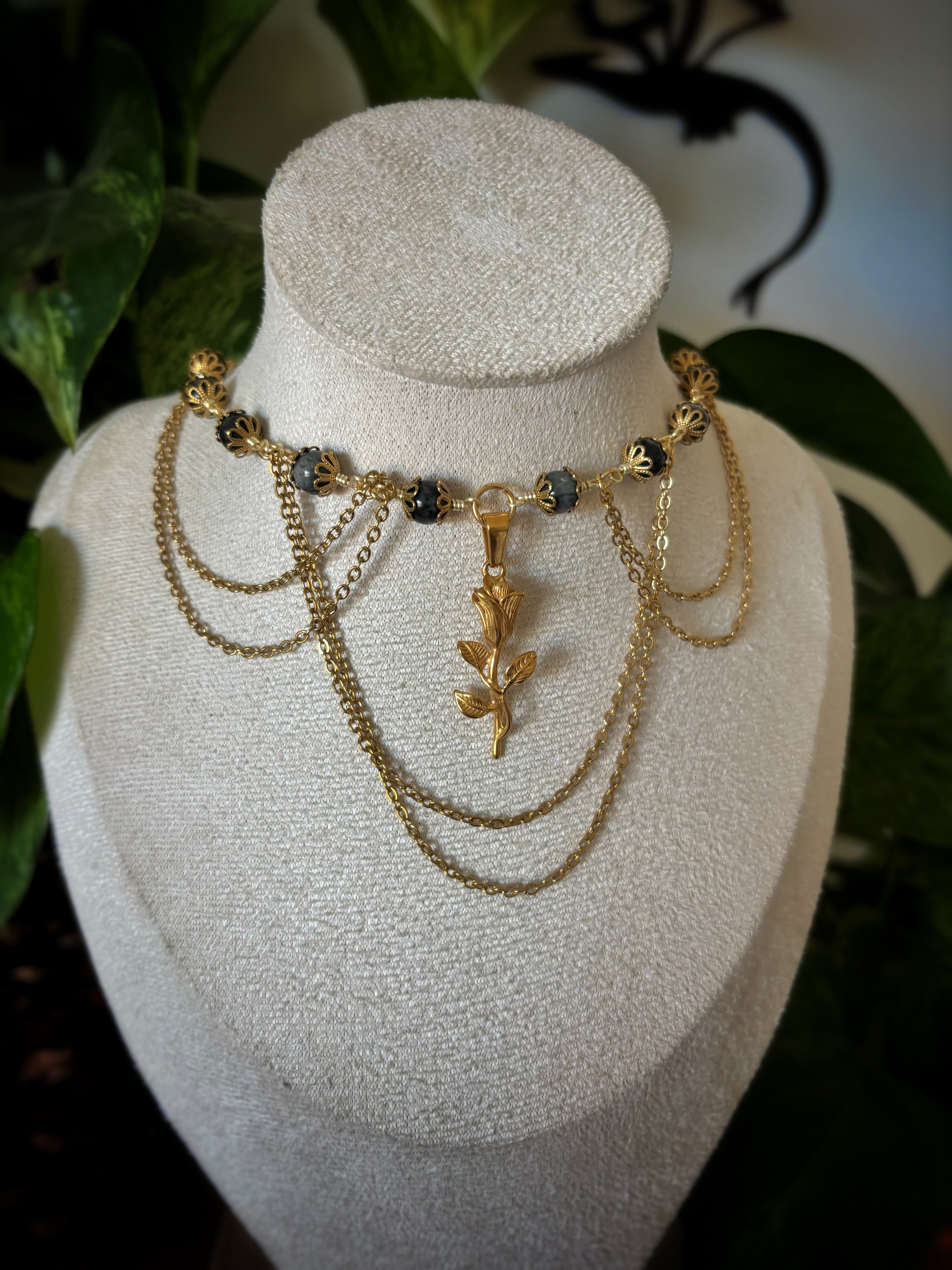 Collier Anna