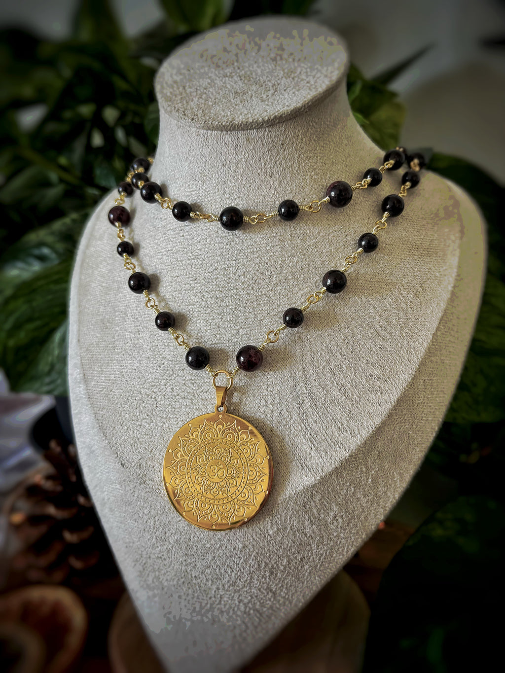 Collier Oryne
