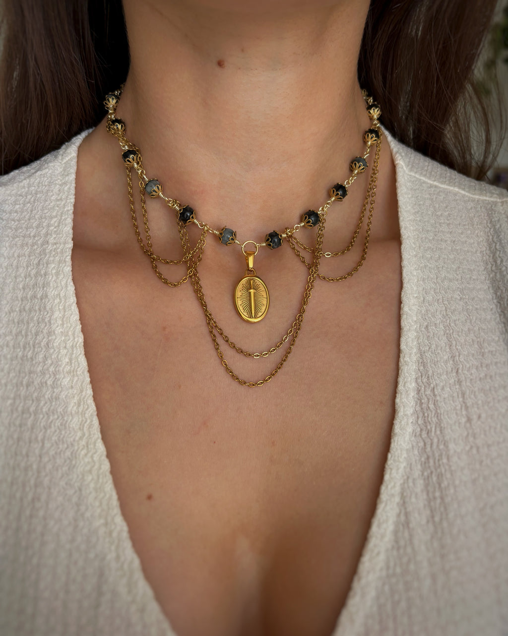 Collier Anna