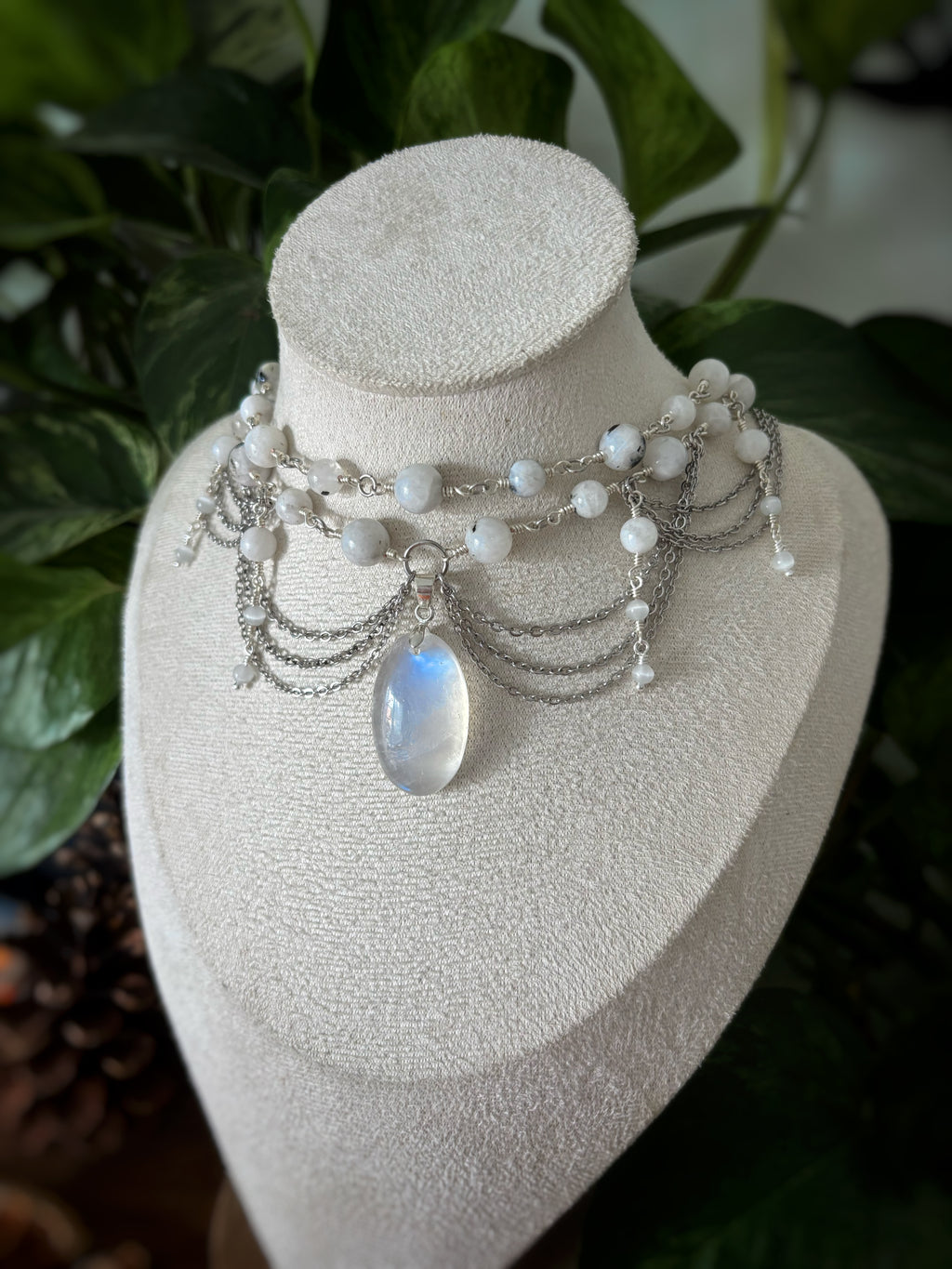 Collier Lunise