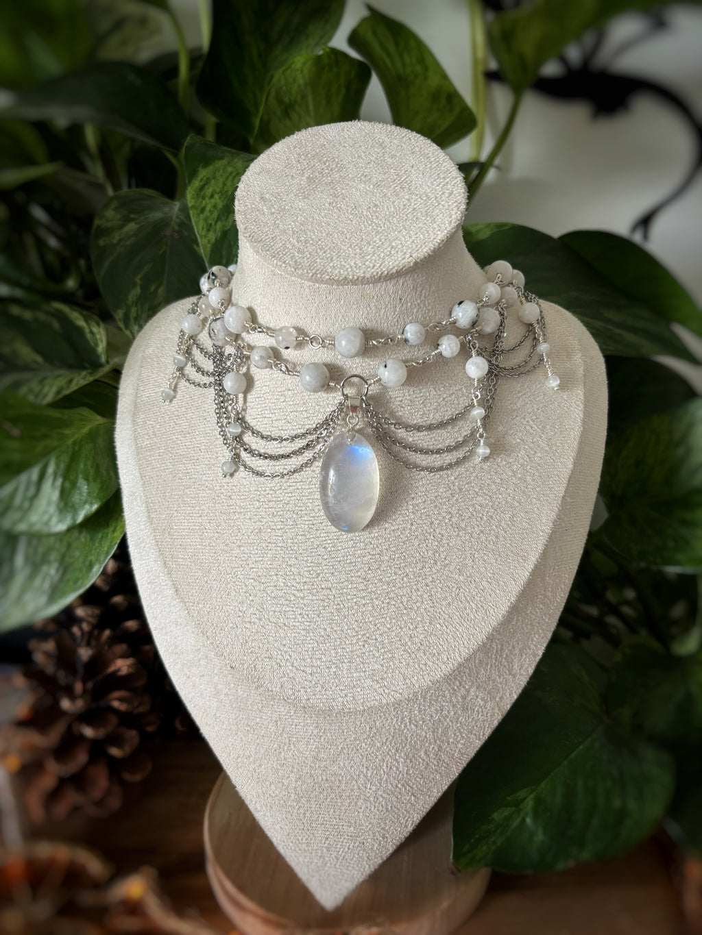 Collier Lunise