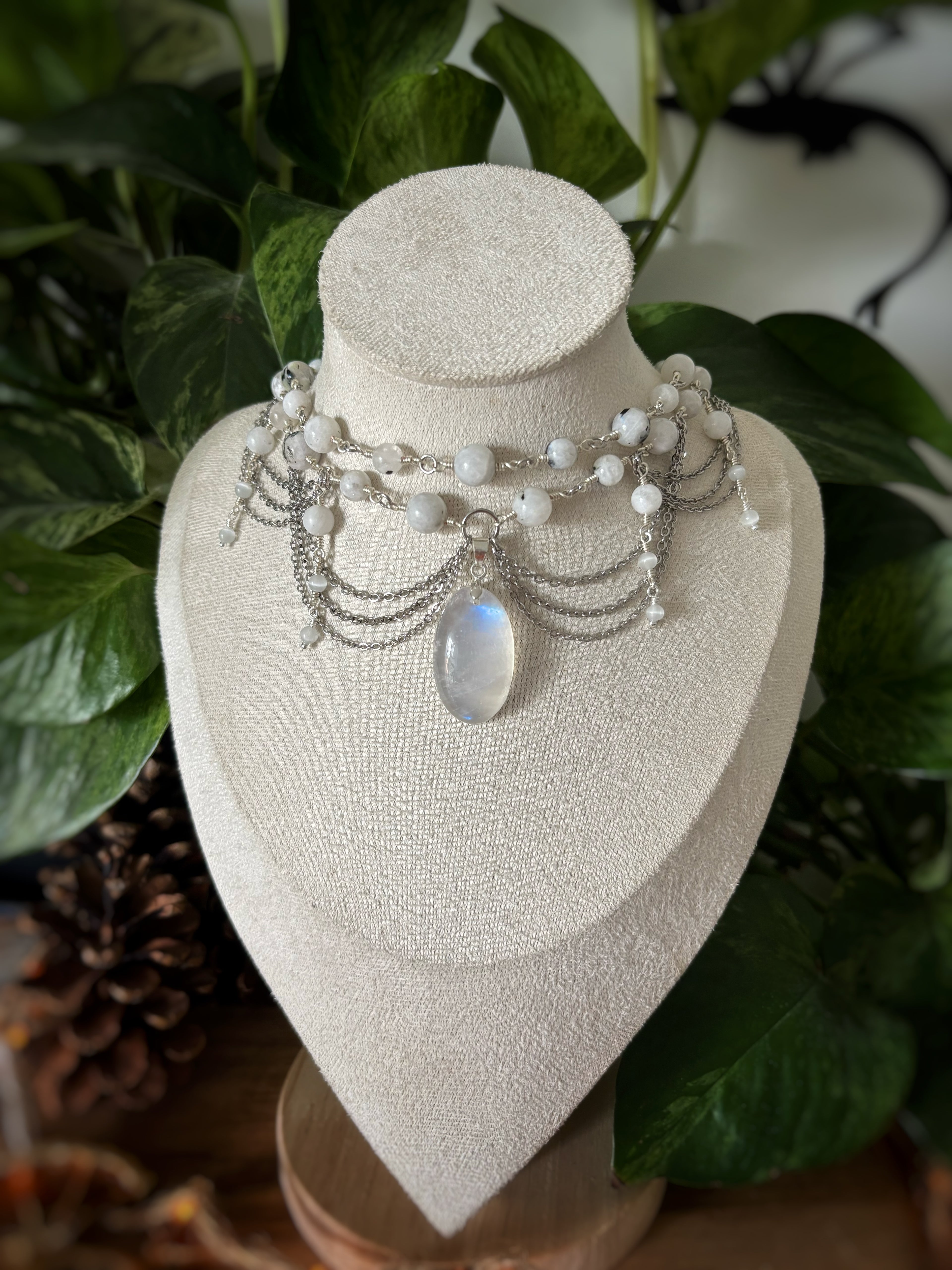 Collier Lunise