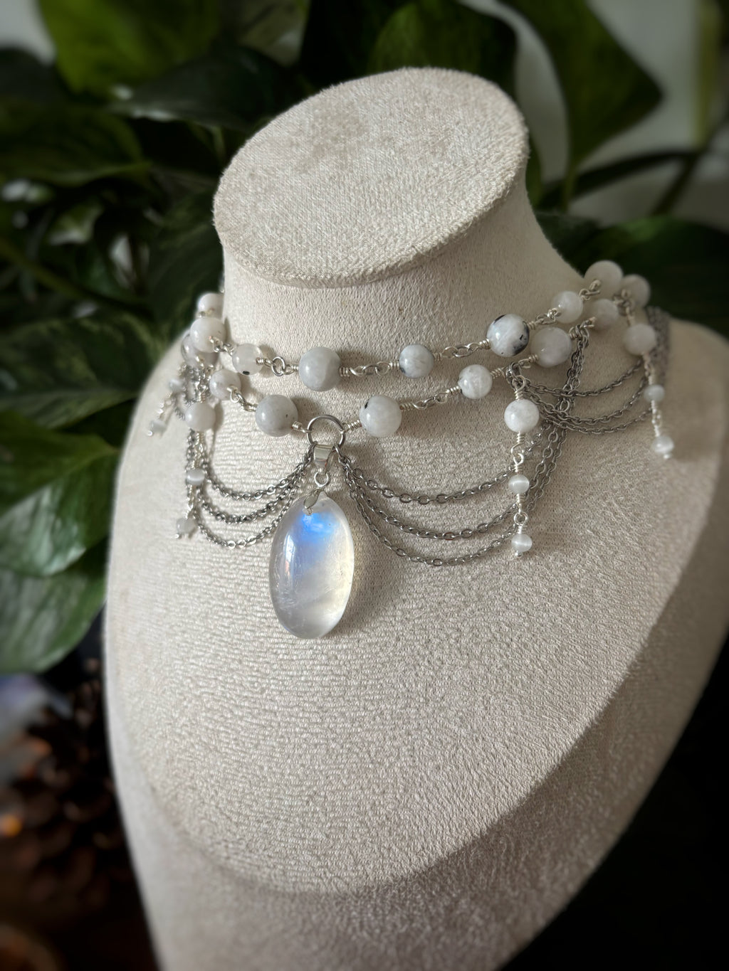 Collier Lunise