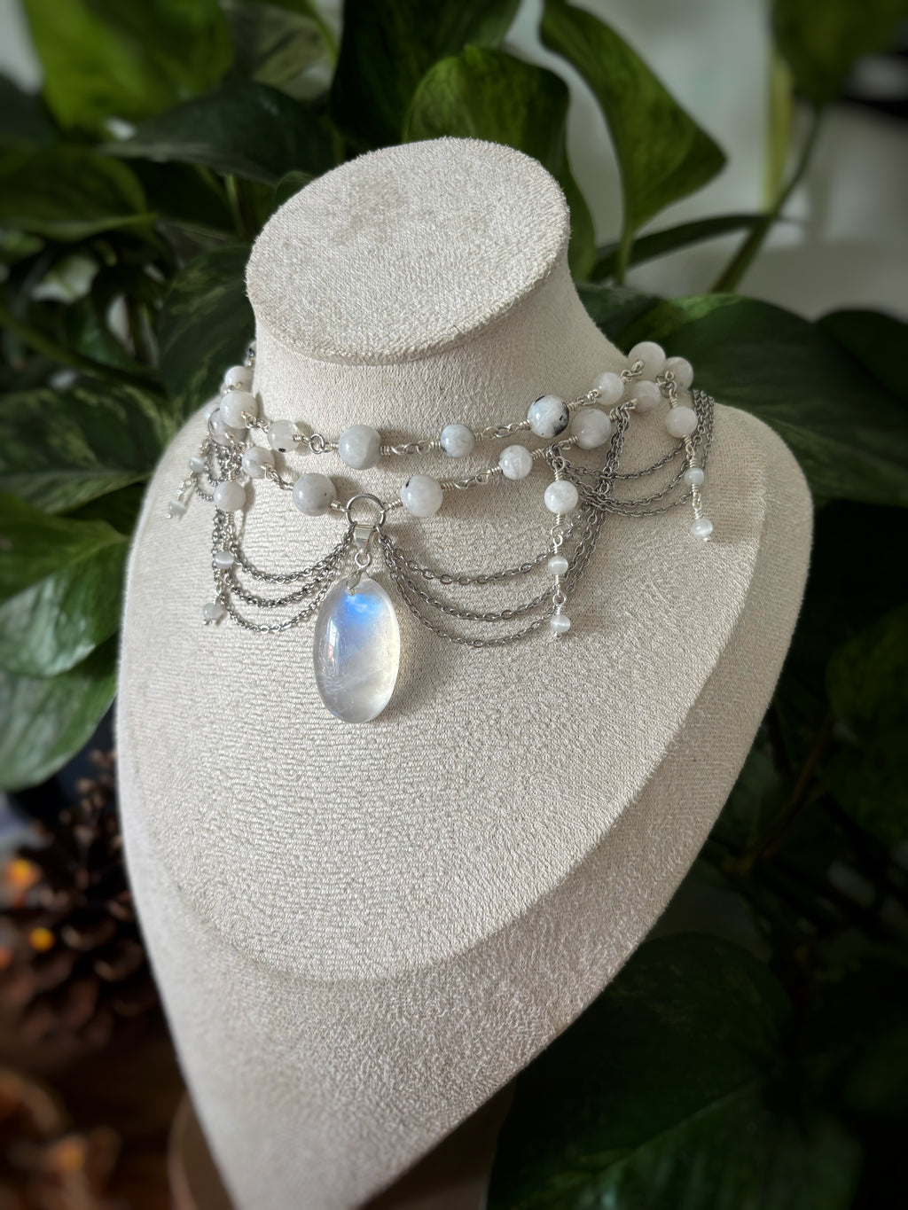 Collier Lunise
