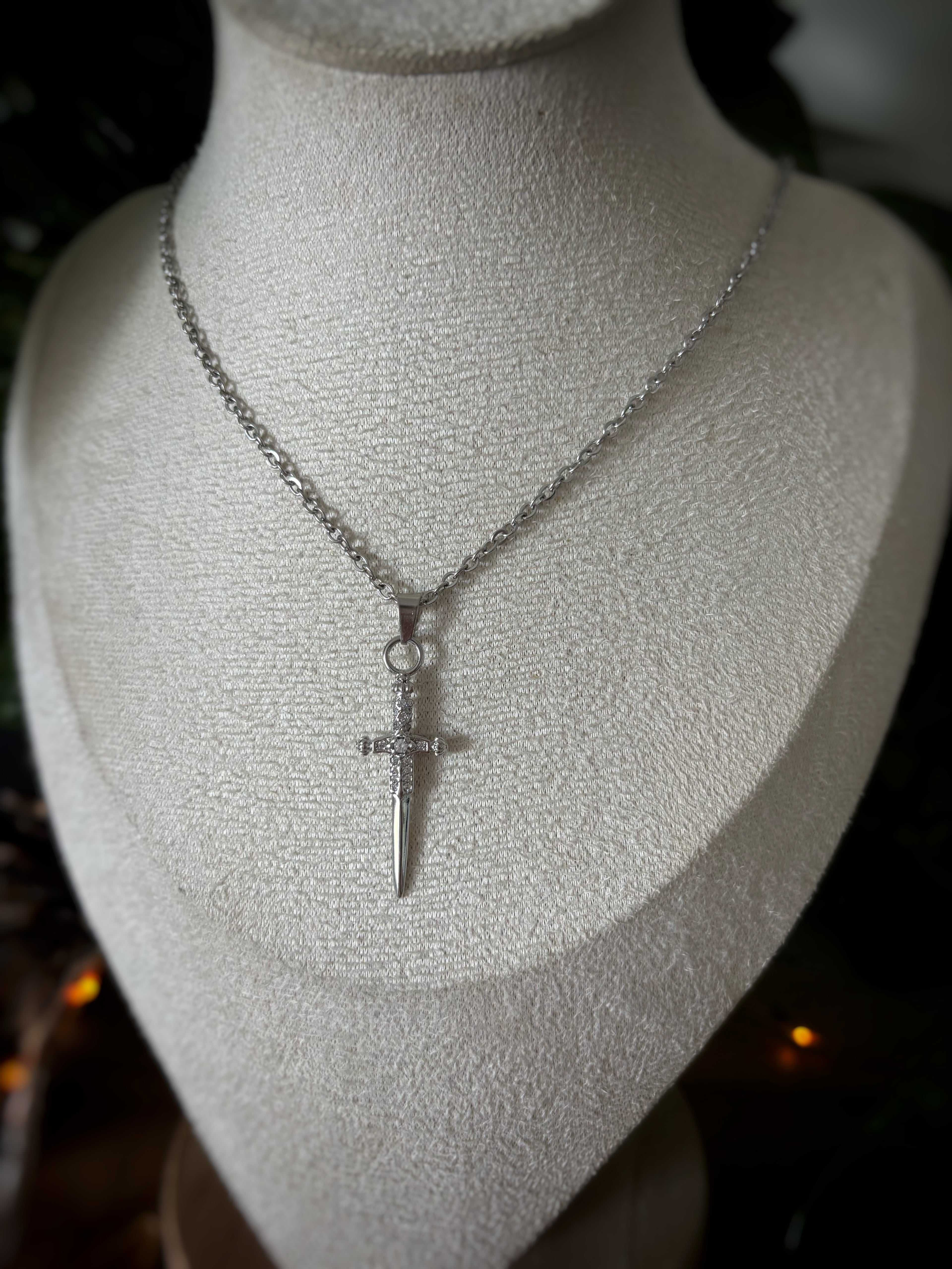 Collier Elira