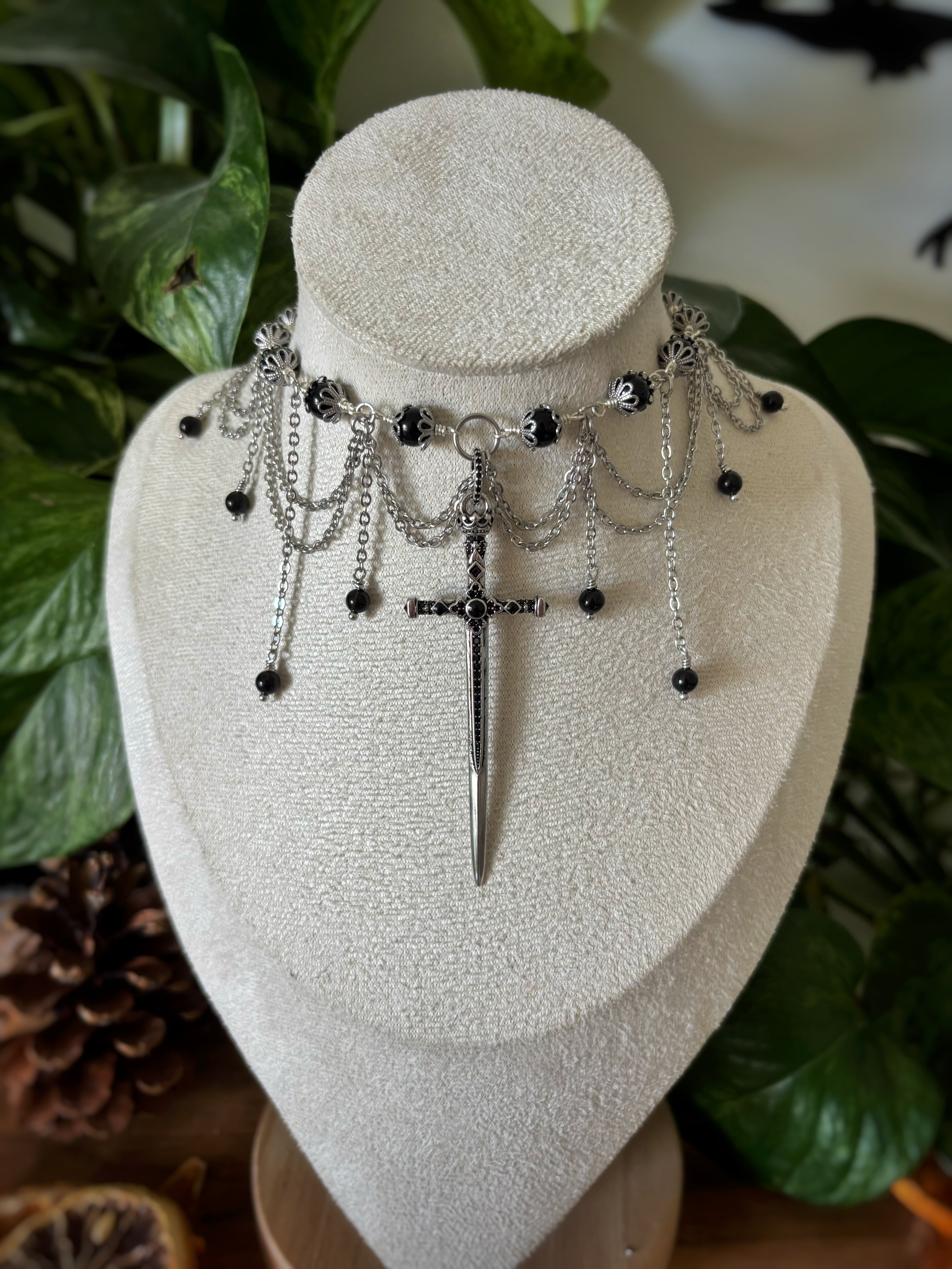 Collier Elia